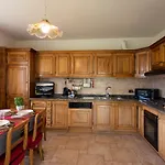 Апартаменты Mara - - 200 Mq - Wifi - Jacuzzi - Parcheggio - Giardino Аоста