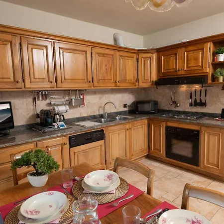 Mara - - 200 Mq - Wifi - Jacuzzi - Parcheggio - Giardino *