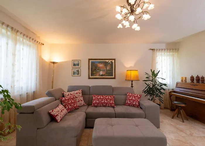 Mara - - 200 Mq - Wifi - Jacuzzi - Parcheggio - Giardino Apartment