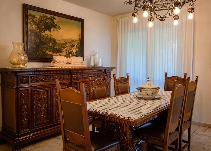 Apartment Mara - - 200 Mq - Wifi - Jacuzzi - Parcheggio - Giardino